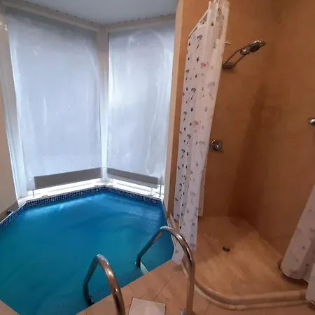 Dzintari House With Sauna And Pool Appartement